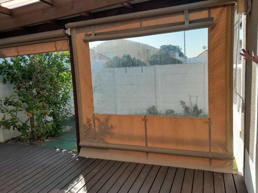 2 Bedroom Property for Sale in Thornton Western Cape